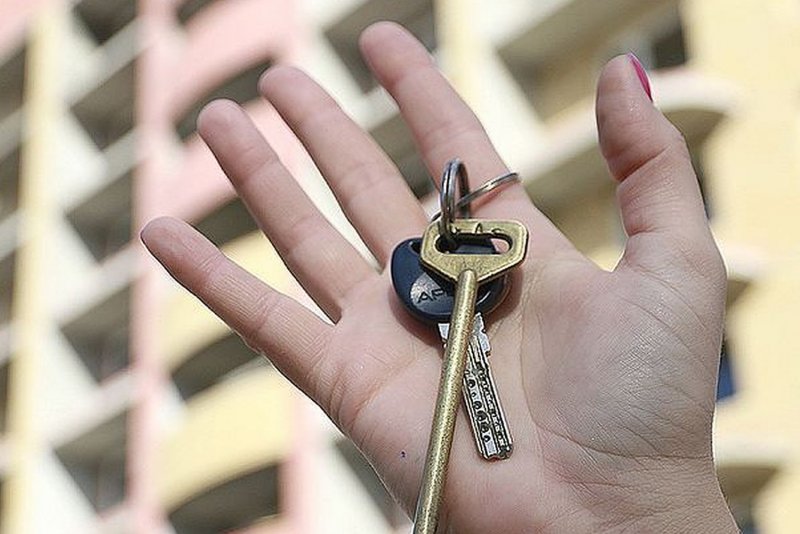 Ключи от квартиры сиротам