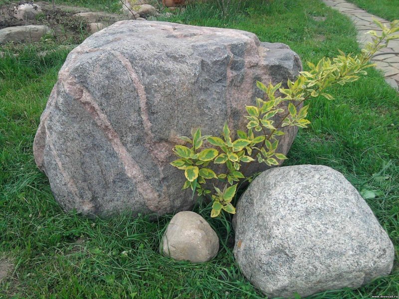 Валуны для ландшафта