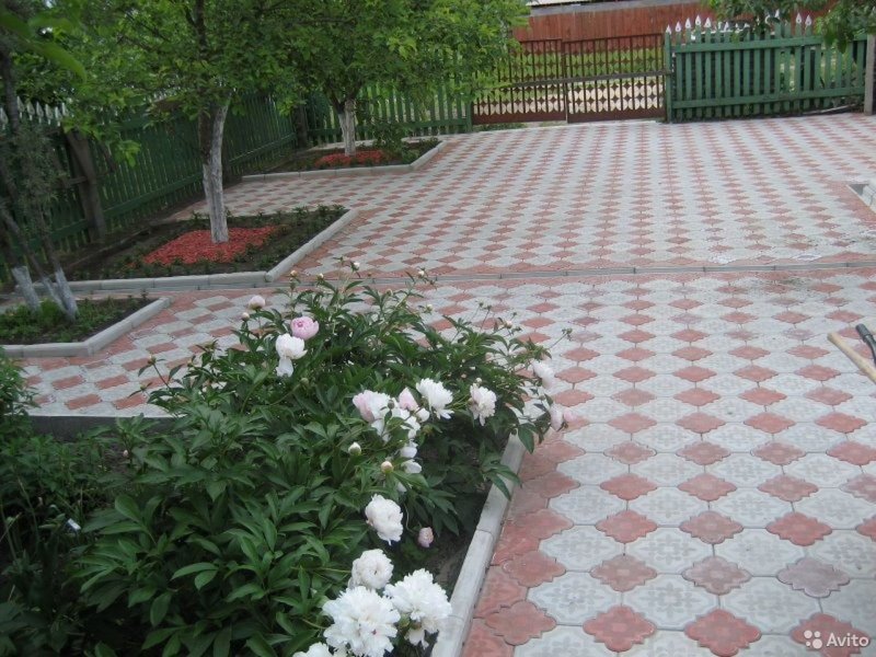 Плитка тротуарная 29х29