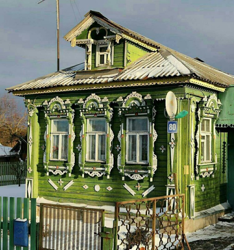 Старый деревянный домик