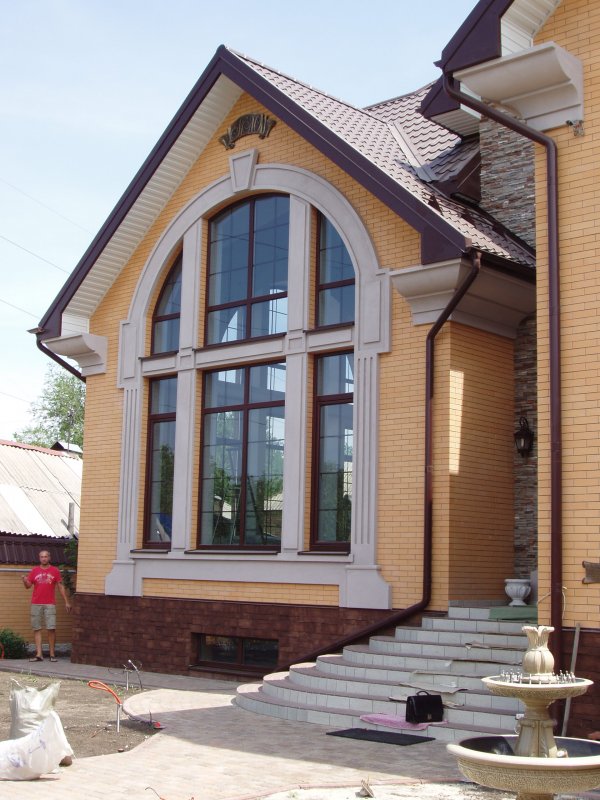 Красивые арочные окна