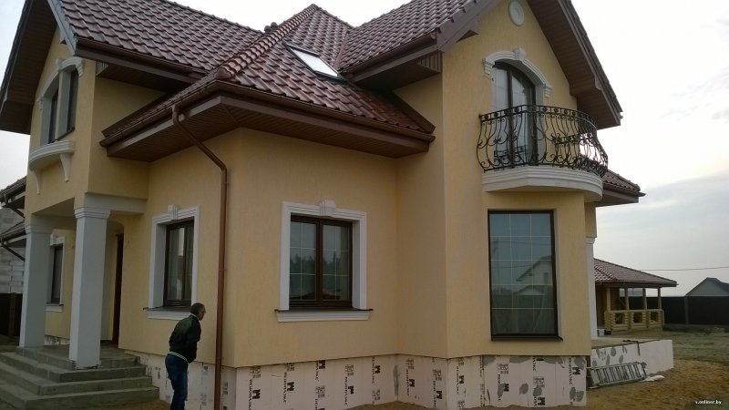 Фасады домов короед цвета