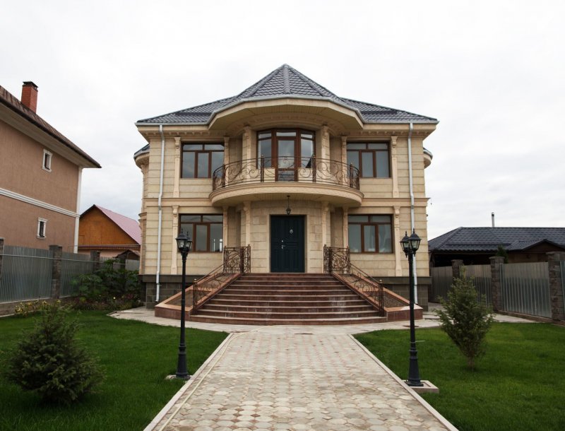 Красивый дом Казахстане