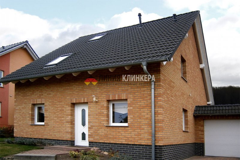 Дом обшитый клинкерные термопанели