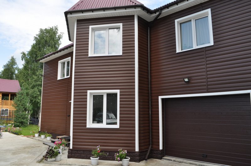 Сайдинг FINEBER Blockhouse Extra Color могано