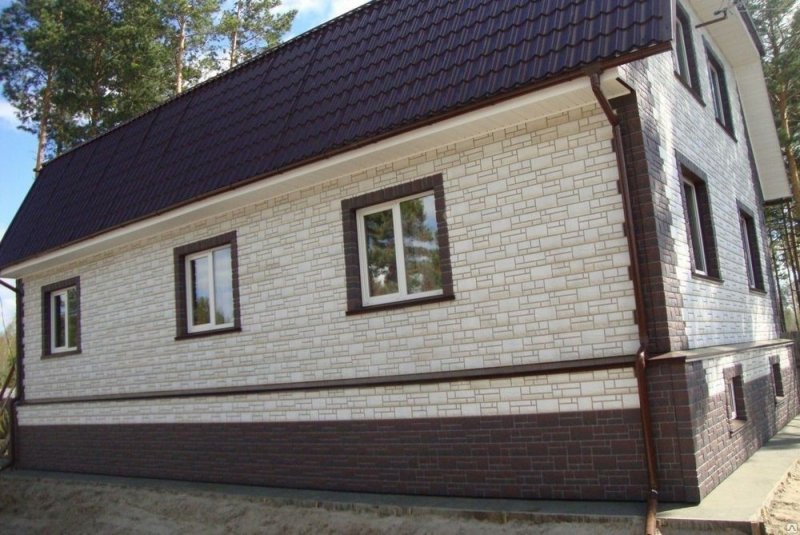 Цокольный сайдинг Деке Burg