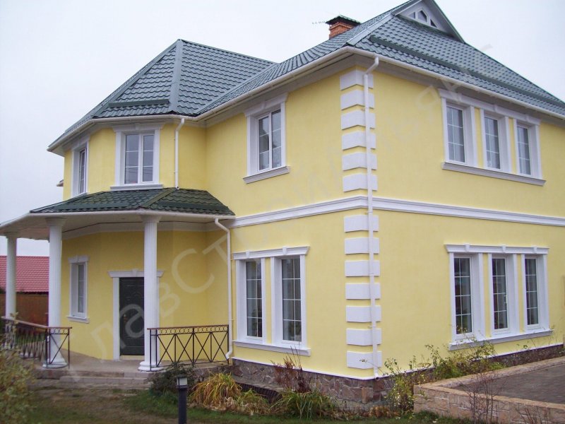 Фасад белая штукатурка
