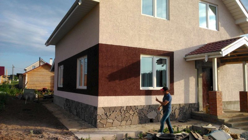 Штукатурка короед фасадная одноэтажный дом
