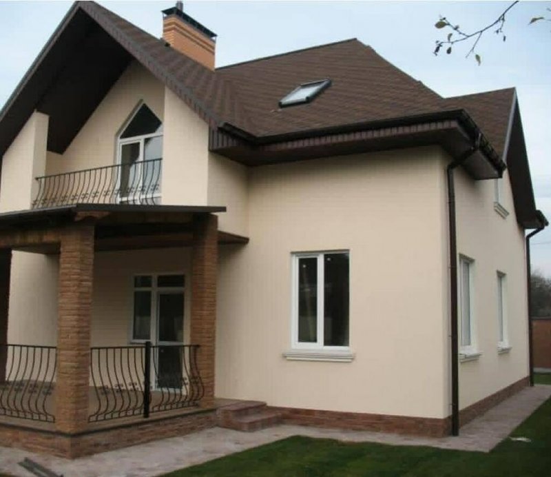 Дом с отделкой камнем