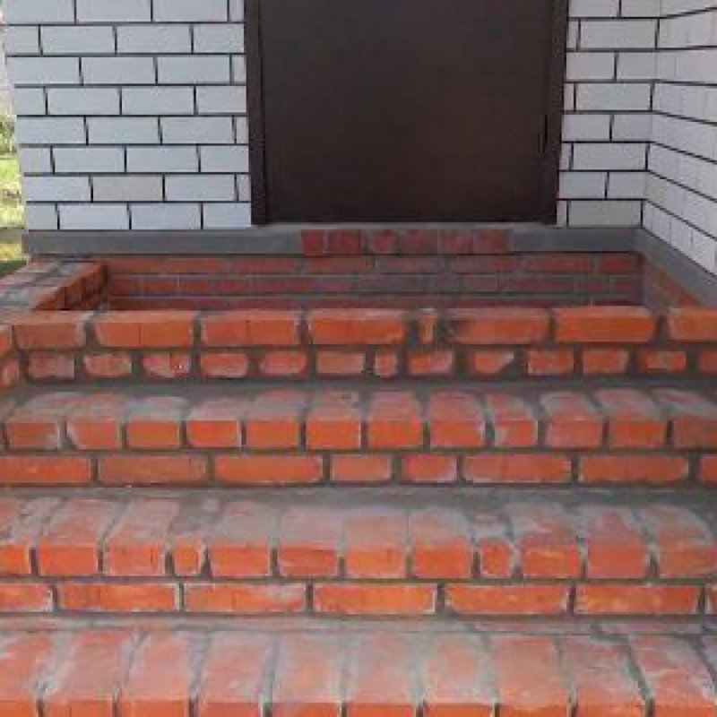 Крыльцо из силикатного кирпича