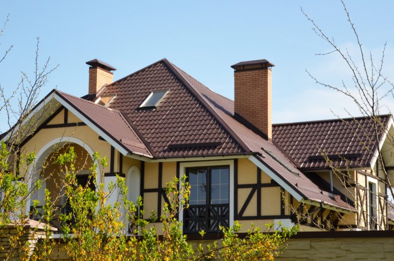 Металлочерепица Монтерей на кровле