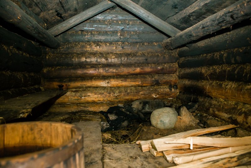 В деревенской финской бане