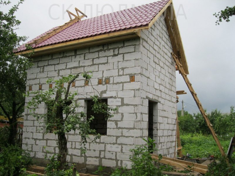 Хозблок из керамзитобетонных блоков