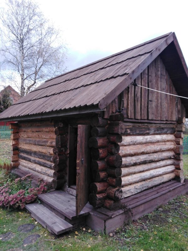 Старая деревенская баня