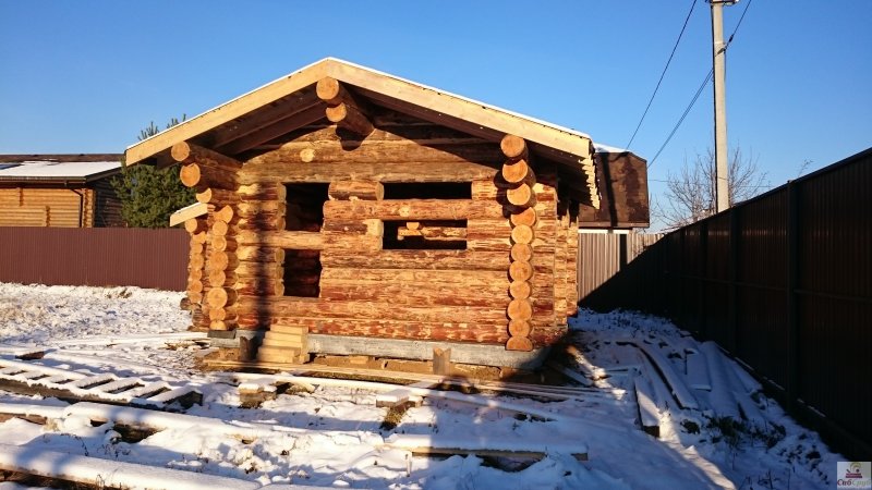 Баня из рубленного бревна