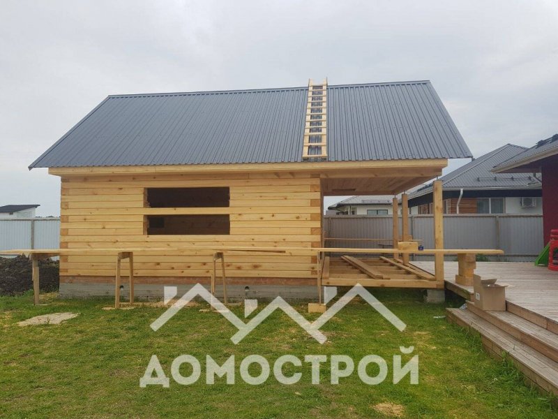 Баня с верандой