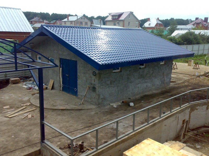 Крыша бани с пеноблока