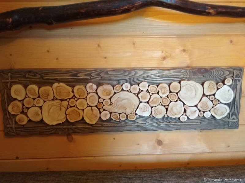 Панно из спилов можжевельника для бани