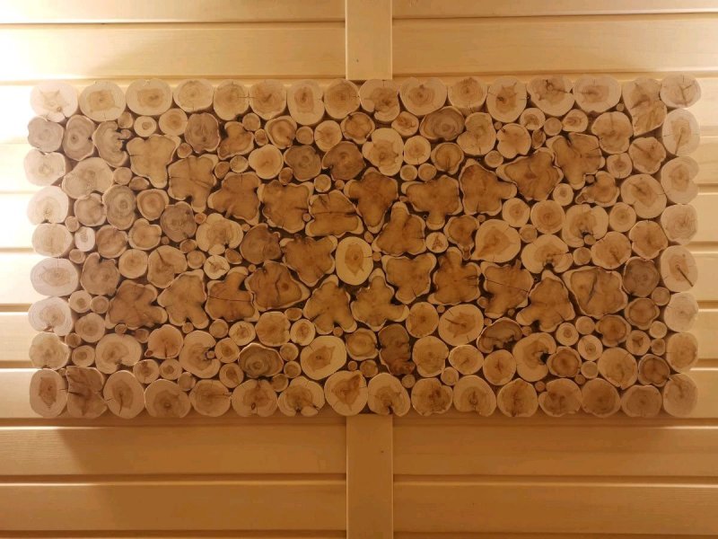 Панно из спилов можжевельника для бани