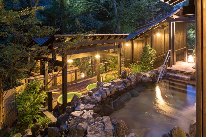 Отель Takaragawa Onsen Osenkaku (Япония Минаками)