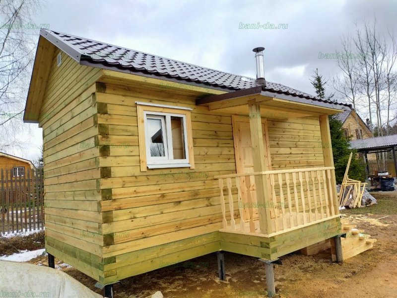 Баня с террасой из бруса 100х150