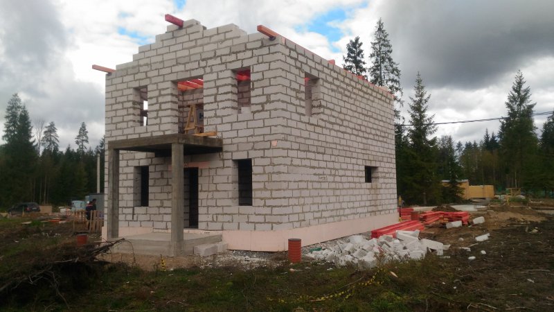 Небольшой дом из газобетона