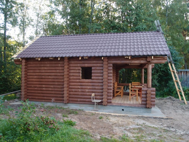 Бани из оцилиндрованного бревна с верандой