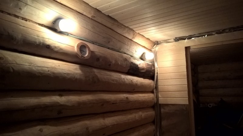 Перегородка в бане между парилкой и мойкой