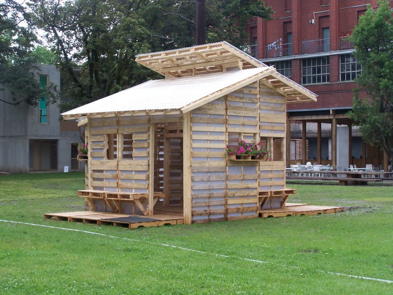 23 DIY Pallet Patio Furniture Projects to get your hands Dirty with