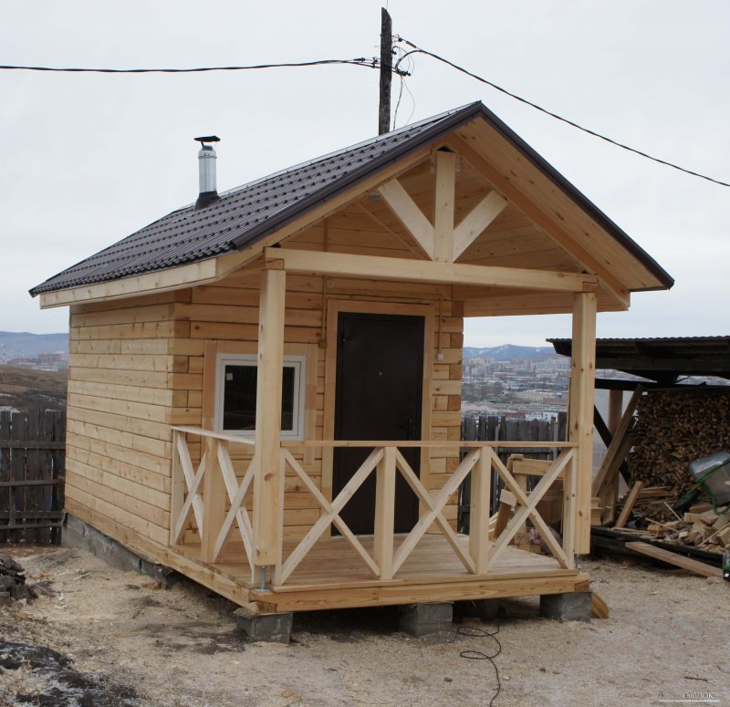 Баня с террасой из бруса 100х150