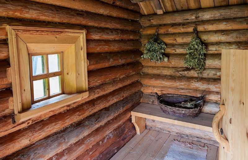 Деревенская баня изнутри