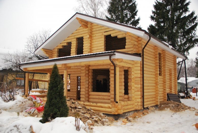 Постройки из оцилиндрованного бревна