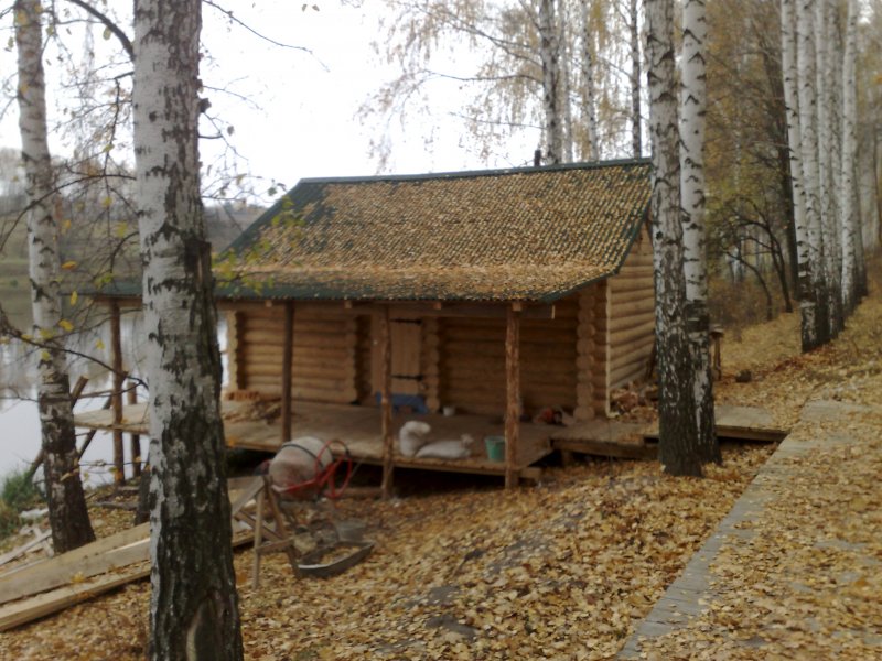 Баня на косогоре