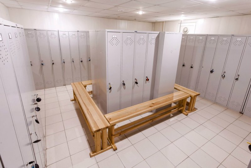 Раздевалка в качалке