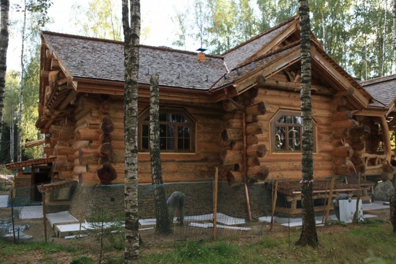 Рубленный дом из лиственницы