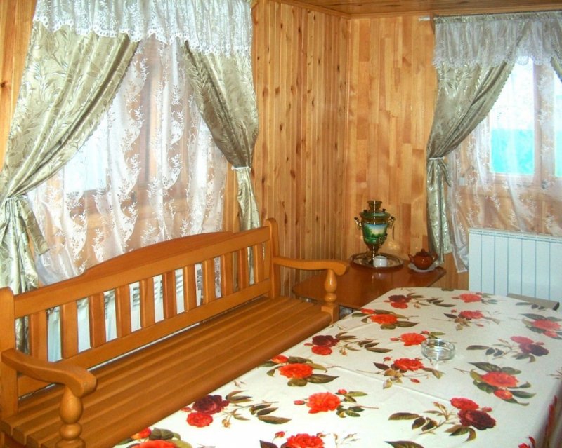 Шторы в баню под старину