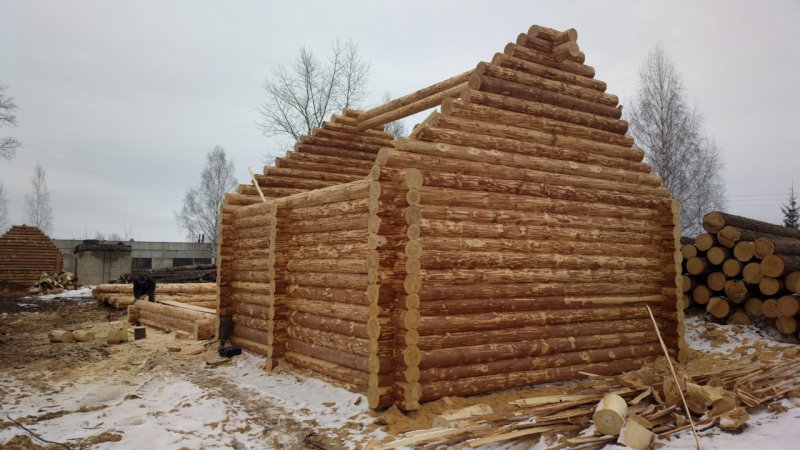 Баня 6х6 из окоренного бревна