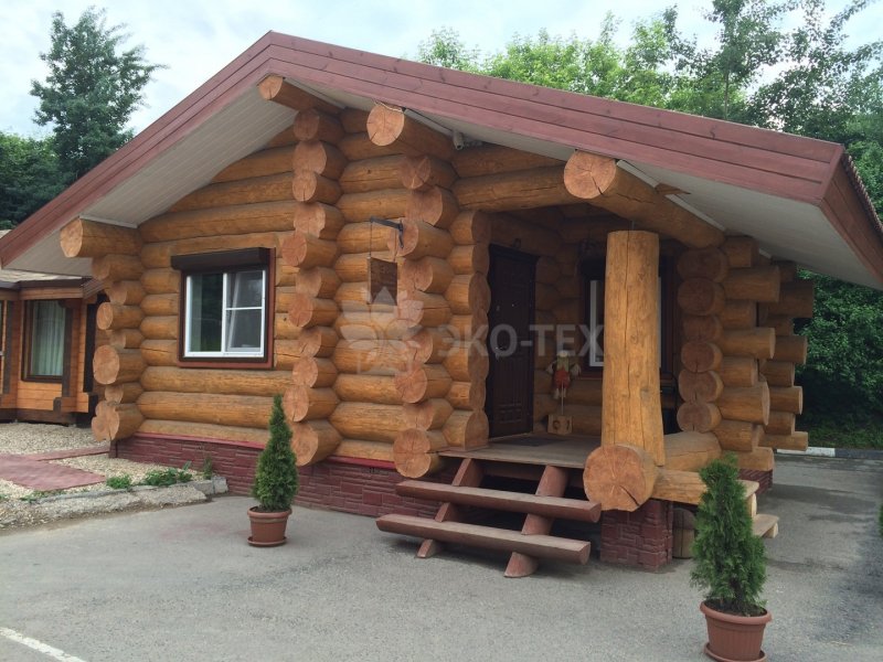 Срубы бань ручной рубки