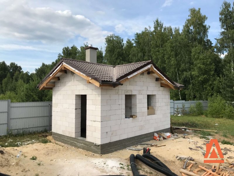 Садовый домик из газобетона