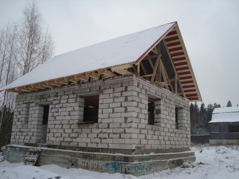 Домик из пеноблоков
