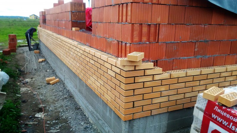 Дом из паромакса без облицовки