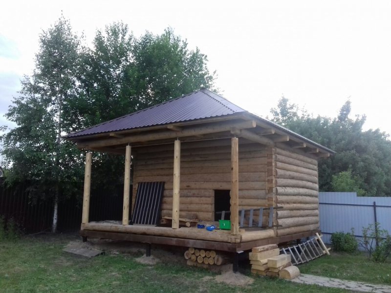 Баня 6х6 с четырехскатной крышей