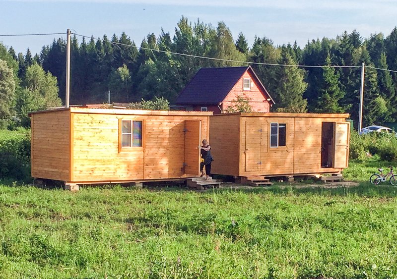 Свинарник из бытовки