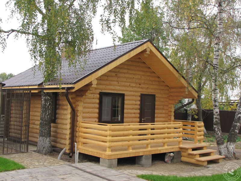 Красивый фасад бани