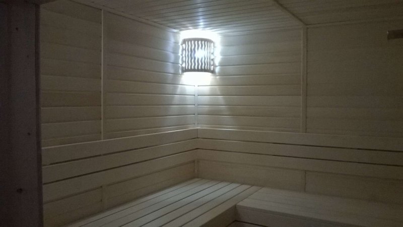 Баня из пеноблоков отдел внутри из дерева