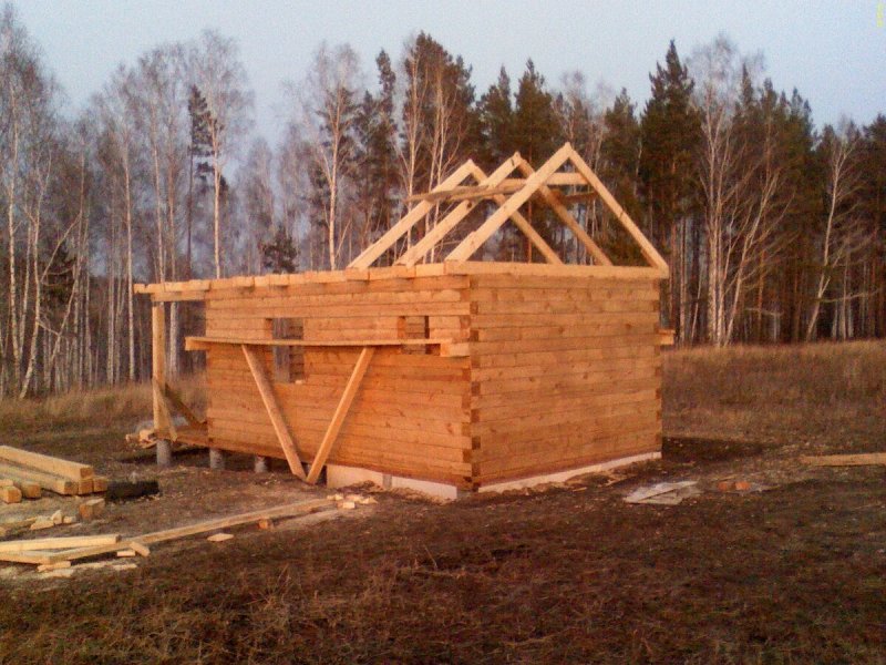 Сруб с плоской крышей