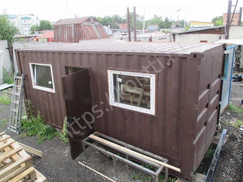 Курятник из контейнера 20 футов