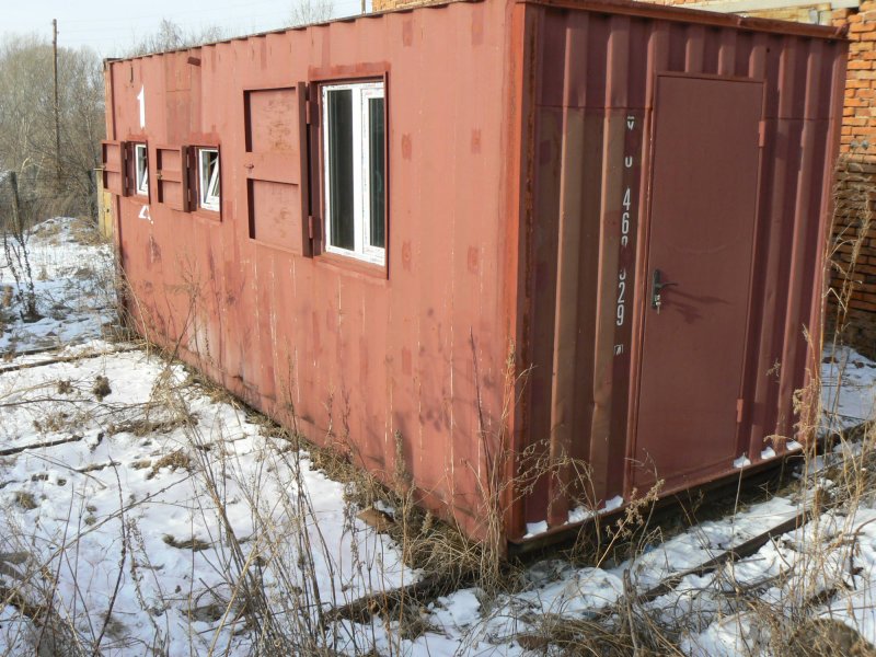 Рольставни в морском контейнере
