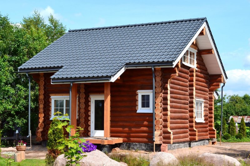 Покраска бани из бревна снаружи (43 фото)