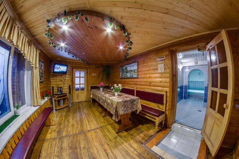 Баня с большой комнатой